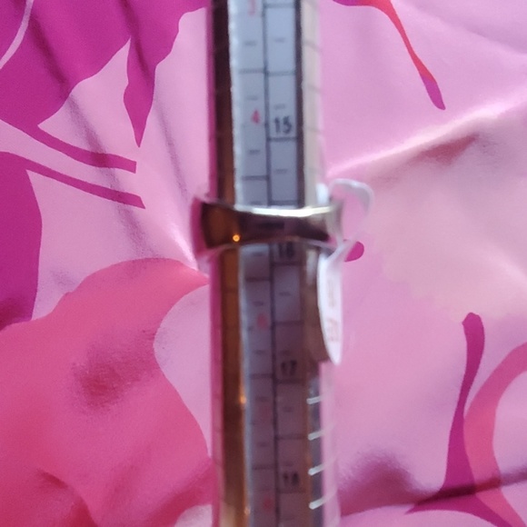 Amethyst cocktail style statement ring - Picture 4 of 4